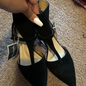 Kitten heel dressy shoes